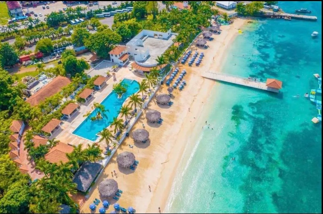 Sea-Clusion Views Villa Discovery Bay Jamaica