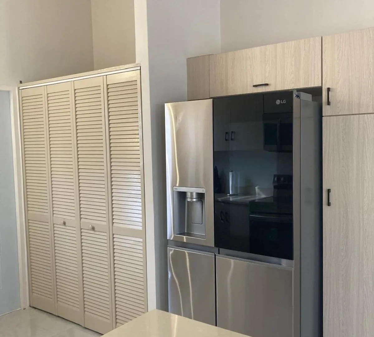 Sea-Clusion Views Villa Discovery Bay Holiday home